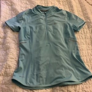 Nwot nike shirt